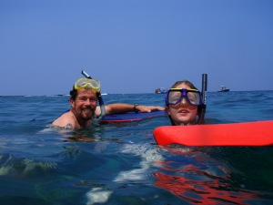 Gary Burton and his daughter snorkel at Hounaunau Bay: Photo by Donald MacGowan