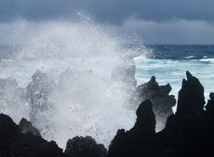 Explosive Wavespray at Laupahoehoe Park, Hamakua Coast, Big Island of Hawaii: Photo by Donnie MacGowan