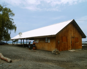 Parking for the Hike is at the Miloli'i County Park Pavilion: Photo by Donald MacGowan