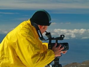 Eric Carr, Master Cameraman, Filming on Mauna Kea: Photo by Donnie MacGowan